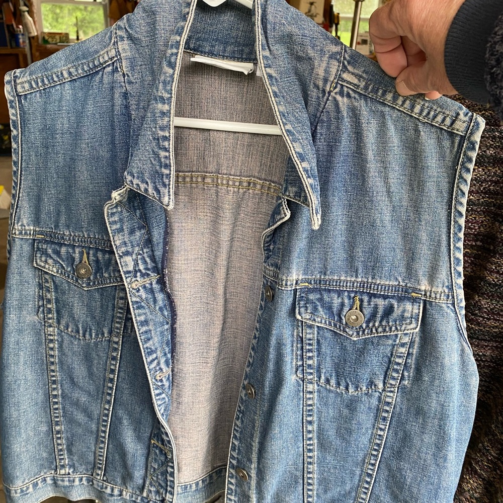 Liz Claiborne denim vest